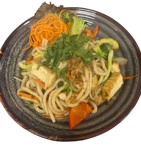 Gebratene Udon-Nudeln mit Bio-Tofu (vegetarisch)