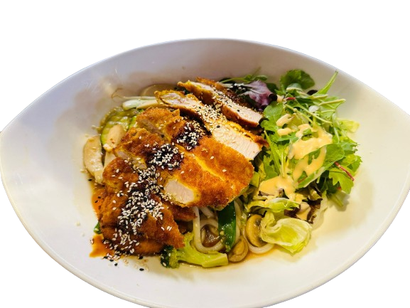 Gebratene Udon-Nudeln mit knuspriger Ente